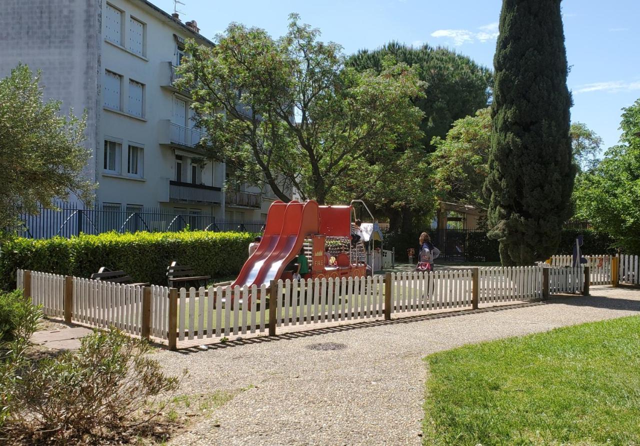 Le Grenier, Climatisation Terrasse Wi-Fi Netflix 15 Mn Coeur De Ville Béziers Exteriör bild